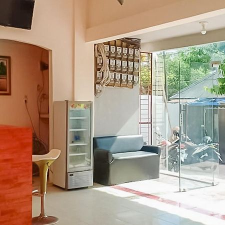 Waringin Residence Redpartner Medan Extérieur photo