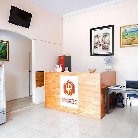 Waringin Residence Redpartner Medan Extérieur photo