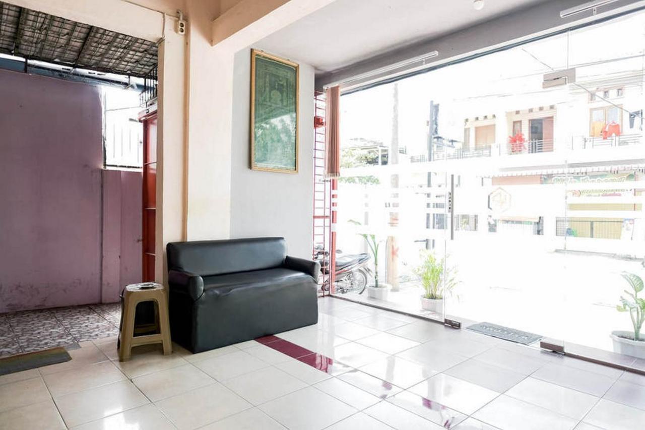 Waringin Residence Redpartner Medan Extérieur photo