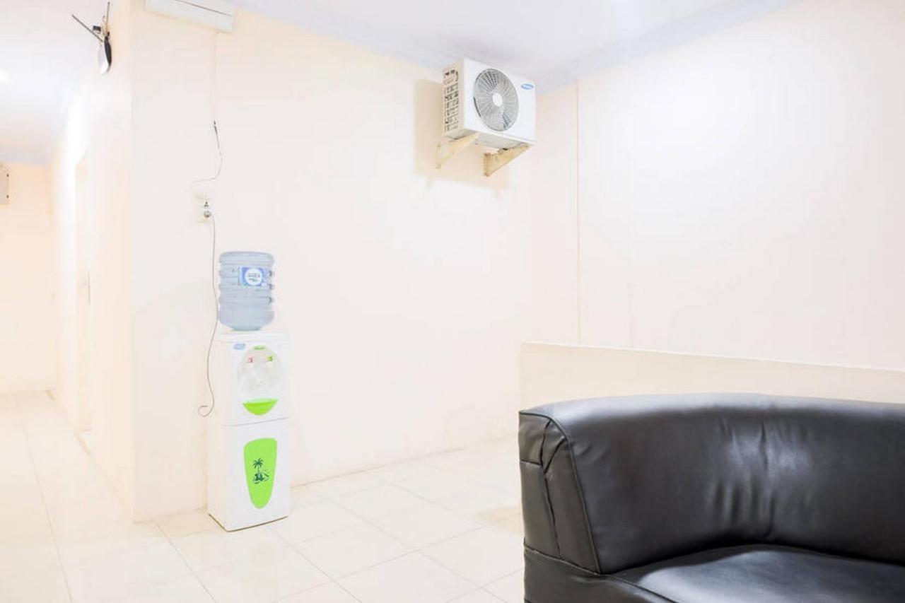 Waringin Residence Redpartner Medan Extérieur photo