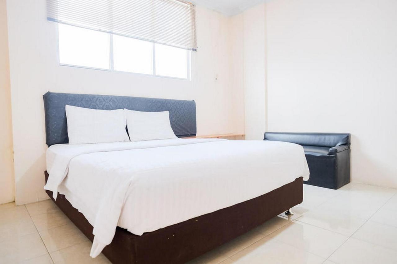 Waringin Residence Redpartner Medan Extérieur photo